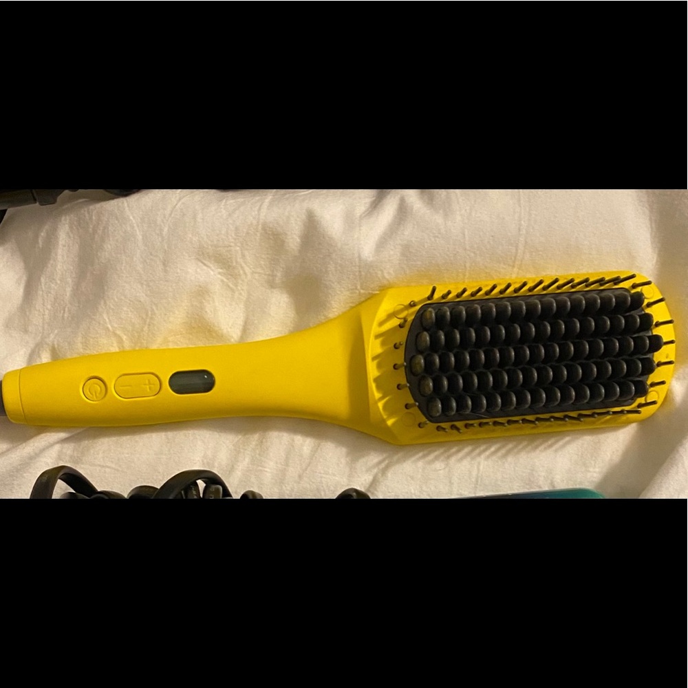 Drybar Brush Crush (full size)
